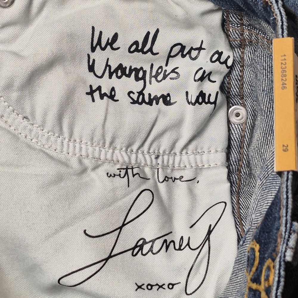 NWOT Wrangler Lainey Wilson Blue Flare Jeans - Picture 5 of 7